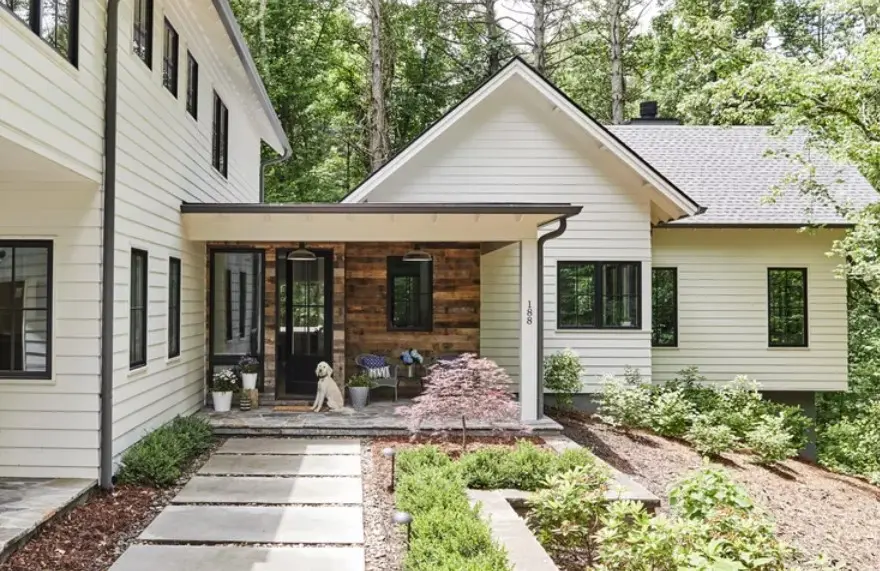 26 Covered Porch Ideas for a Dreamy Outdoor Retreat